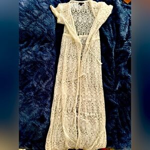 Kendall and Kylie beach coverup